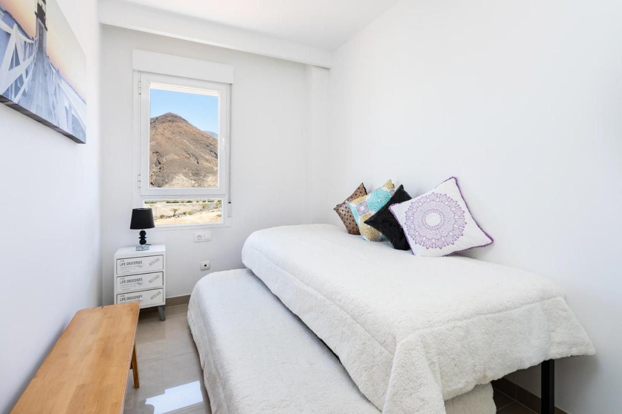 Home2Book Vistahermosa Los Cristianos,Pool & Padel Арона Екстериор снимка